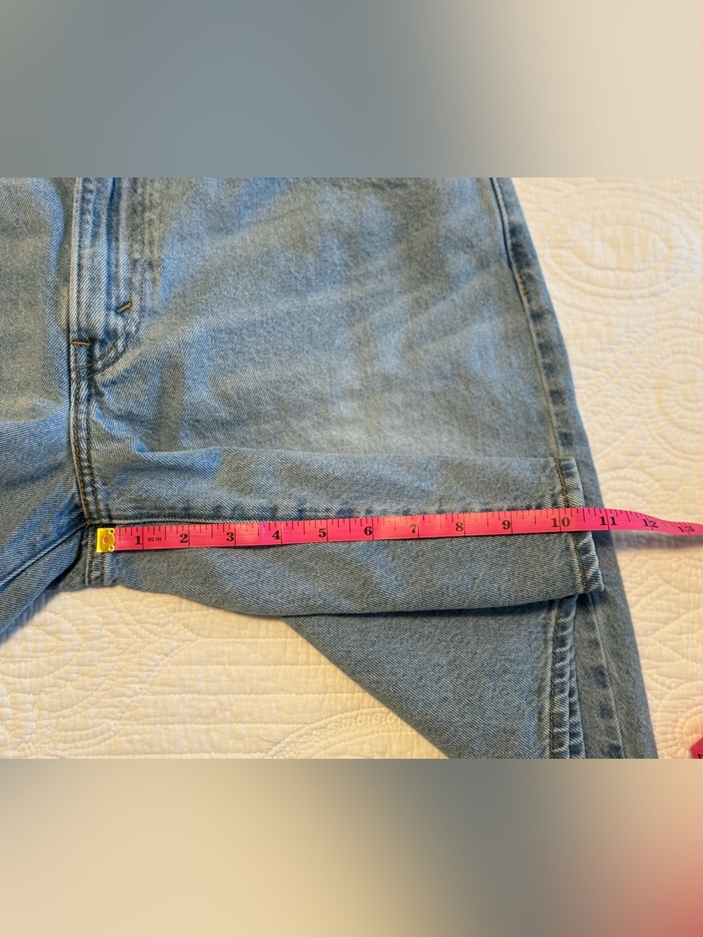 Levi's Baggy Dad Jorts - Picture 9 of 10